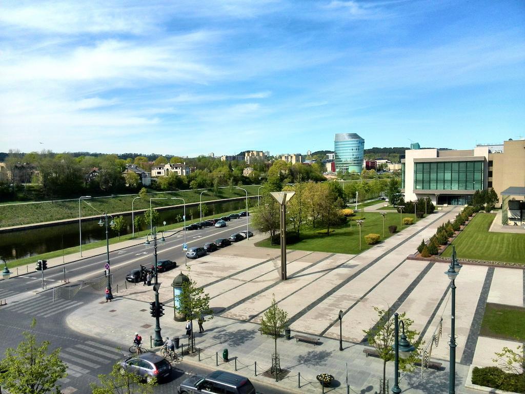 Vilnius Apartments & Suites - Gedimino Avenue Екстериор снимка