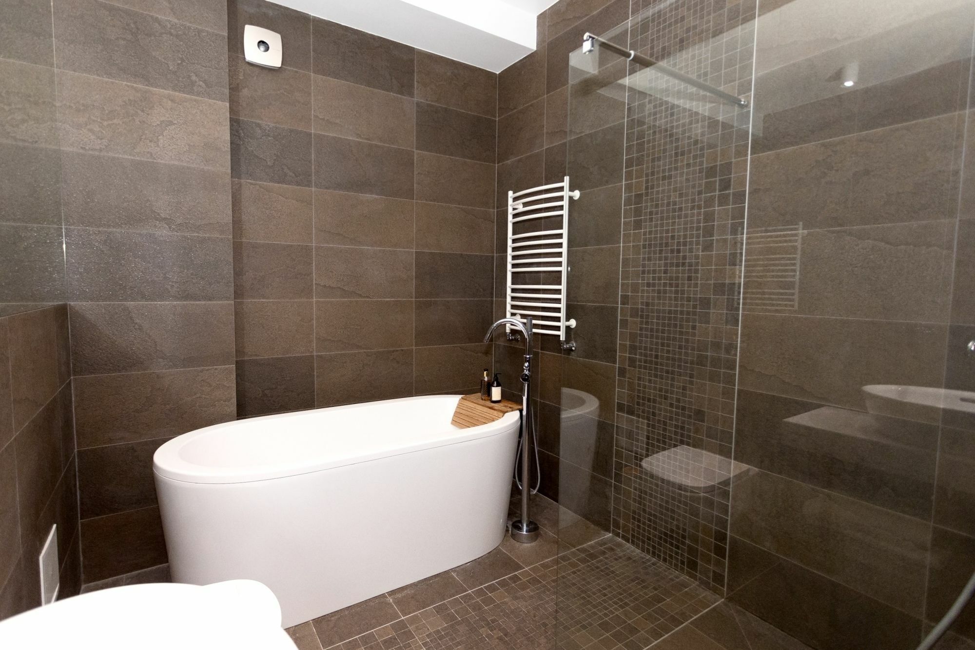 Vilnius Apartments & Suites - Gedimino Avenue Екстериор снимка