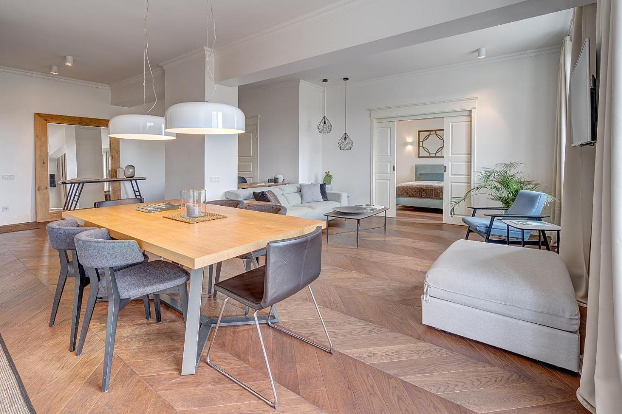 Vilnius Apartments & Suites - Gedimino Avenue Екстериор снимка